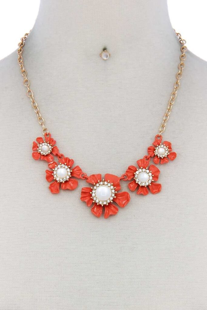 floral pearl bead necklace