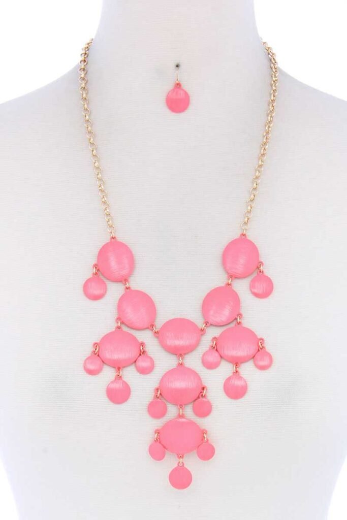 brushed oval shape dangle metal necklace