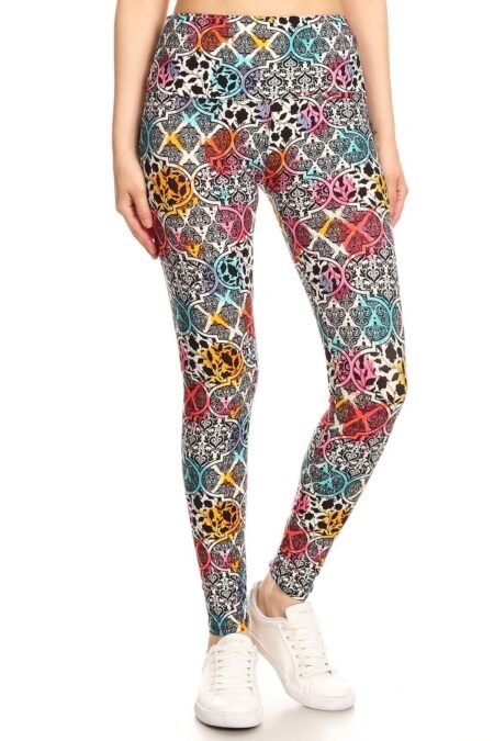 5 inch long yoga style banded lined damask pattern printed knit legging with high waist