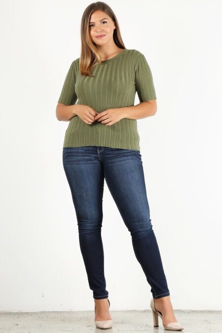 plus size solid print fitted top