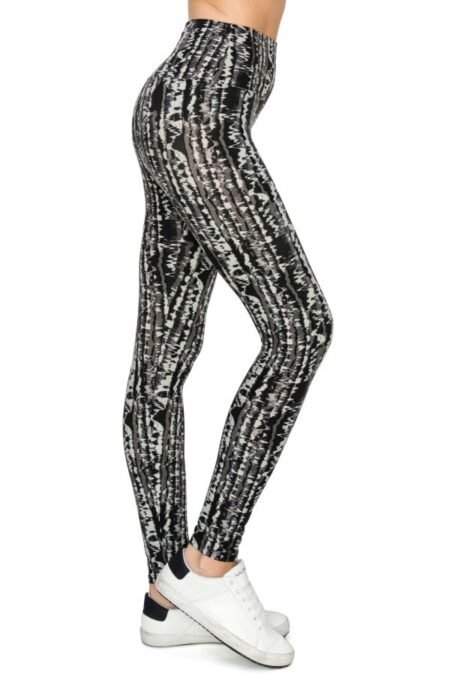 yoga style banded lined tie dye printed knit legging with high waist.