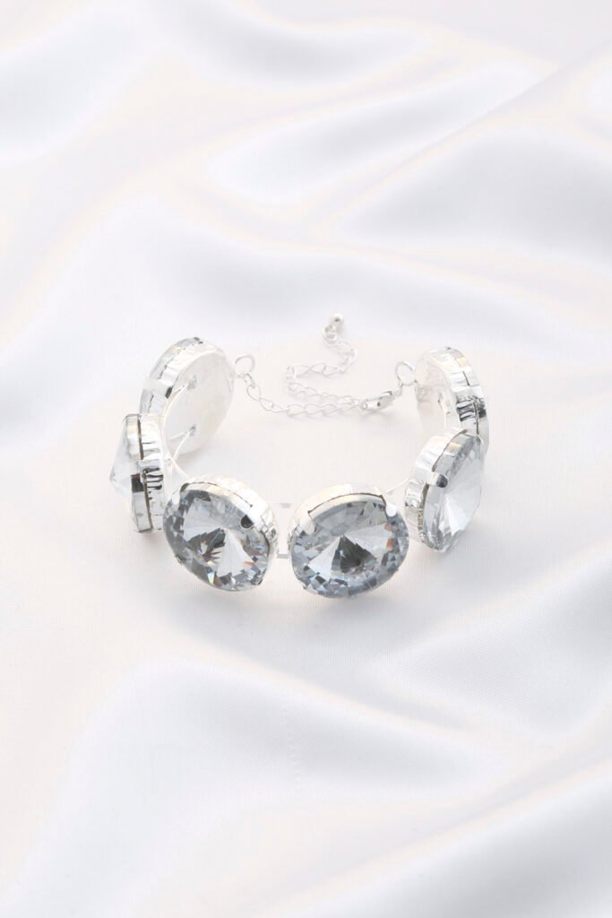 round crystal bracelet