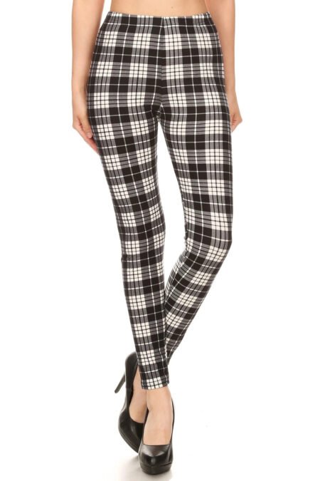 plaid high waisted leggings in a fitted style, with an elastic waistband