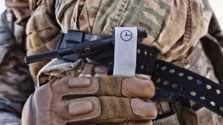 sam xt extremity tourniquet tactical black