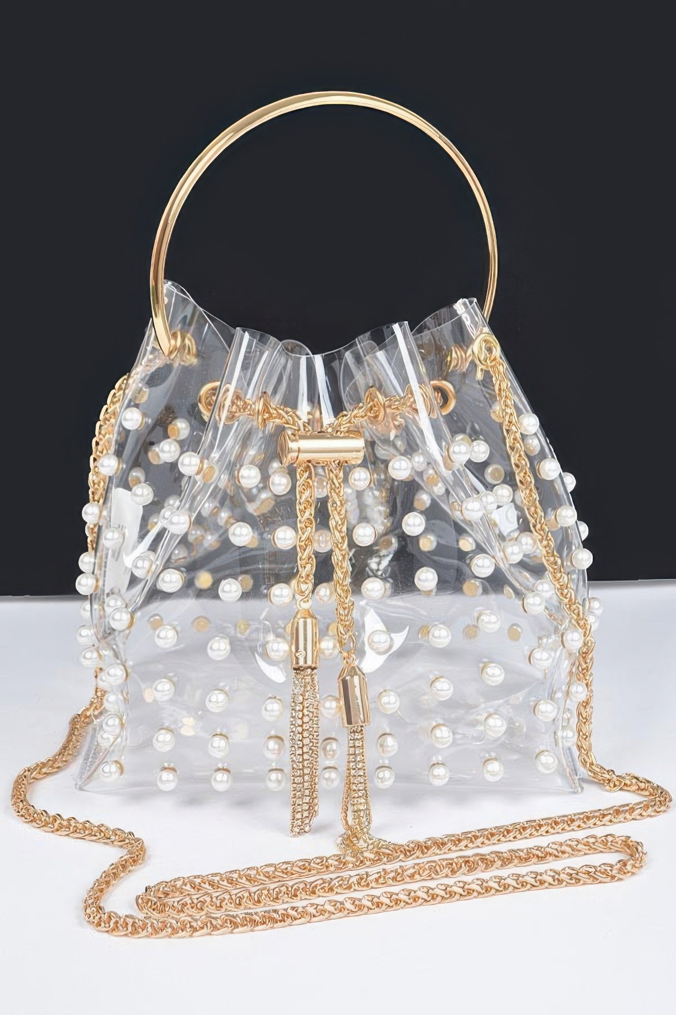 clear pearl stud bucket bag w/chain tassle